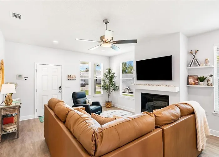 Gulfside Getaway Pensacola